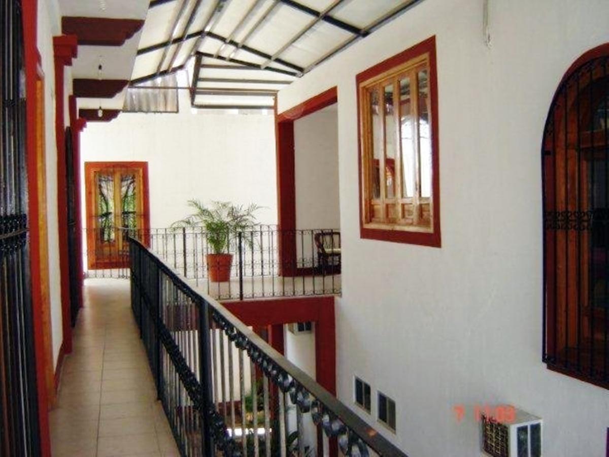 Hotel De Santiago شيابا دي كورسو المظهر الخارجي الصورة